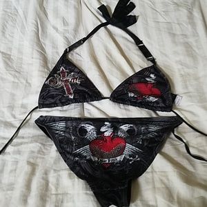 Sinful from the buckle